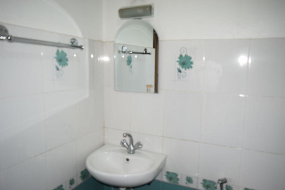 Hotel Nandini Катманду Экстерьер фото