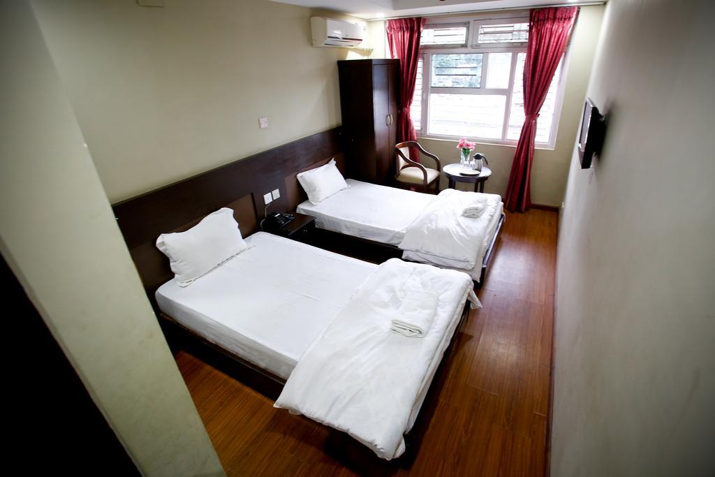 Hotel Nandini Катманду Экстерьер фото